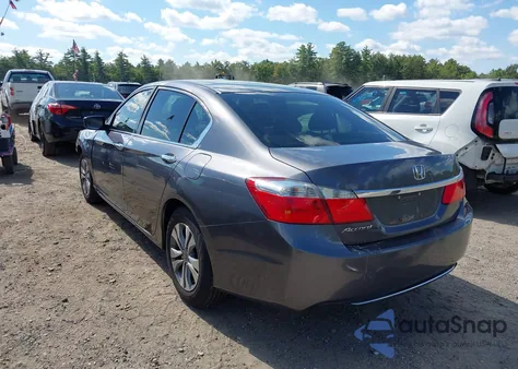 2015 Honda Accord Lx z USA, uszkodzony, nr VIN 1HGCR2F35FA031118